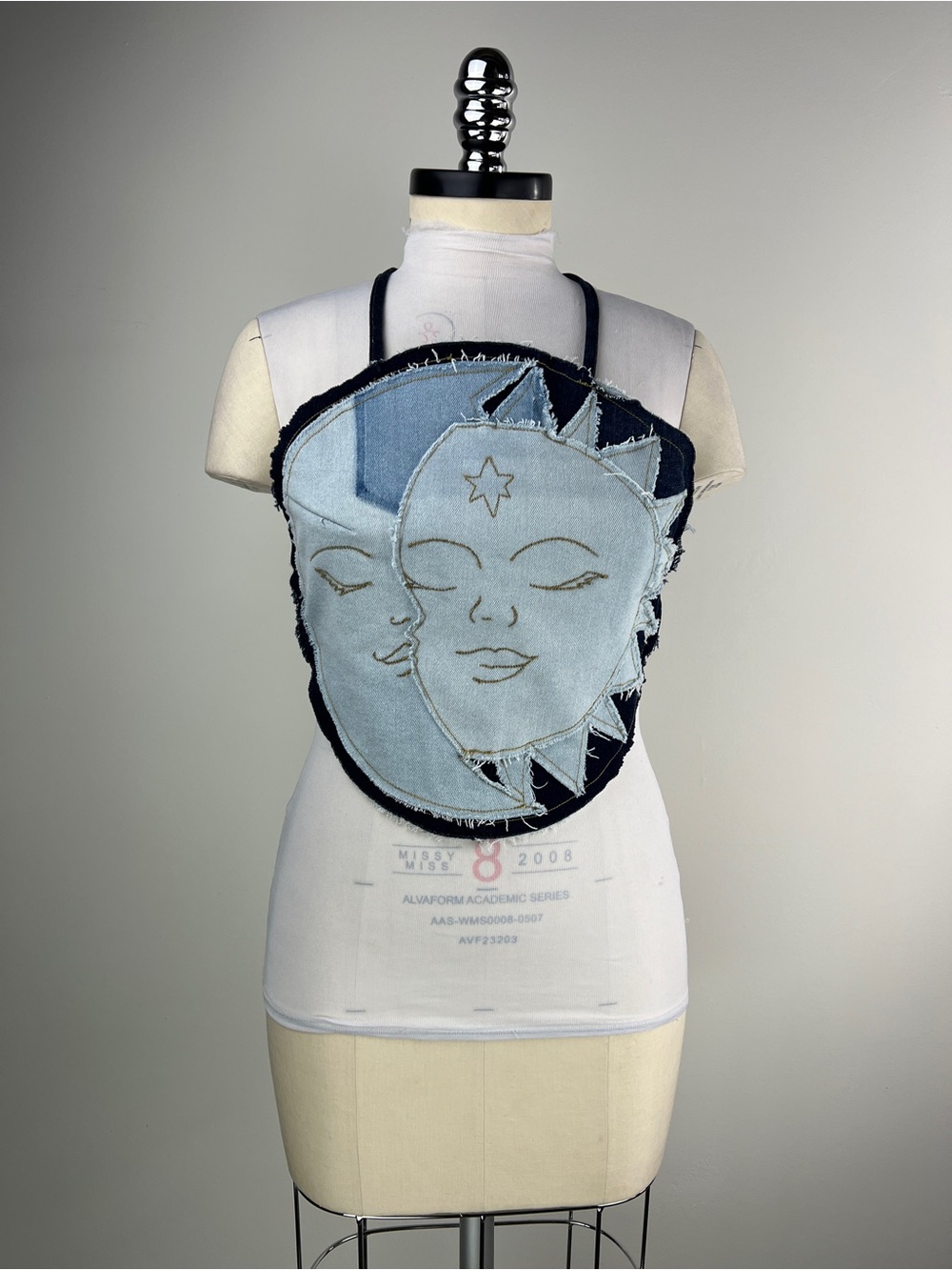 Sun & The Moon Halter Top - ZAREVERIE